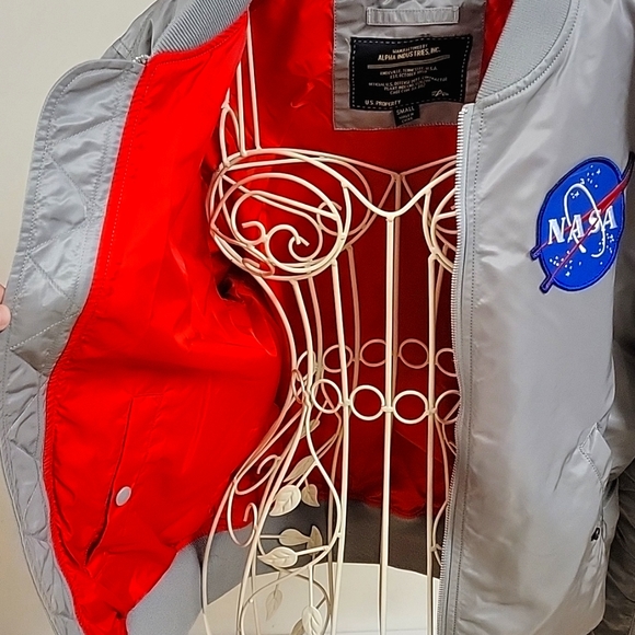 Alpha industries NASA bomber jacket - Picture 9 of 9